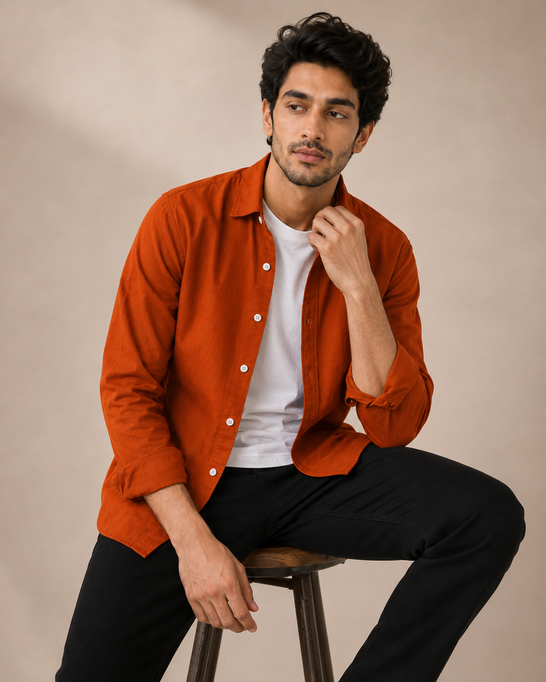 Cotton_Chambray_Shirt_Red_Rust Model image 1